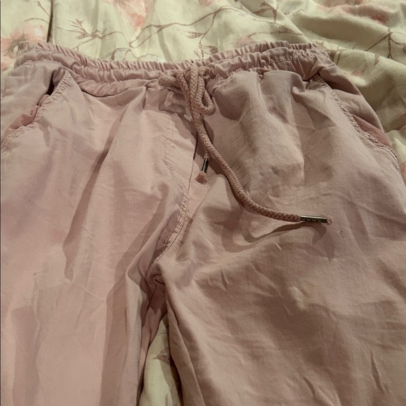 Venti6 NWOT Pink Stretchy Freyed Hem Joggers. Drawstring Waist . Soft Size S - Picture 2 of 10